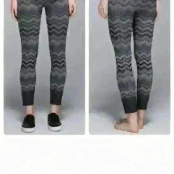 Lululemon Ebb To Street Pant Heathered Fatigue Green Chevron Legging Size 10 - Picture 4 of 5